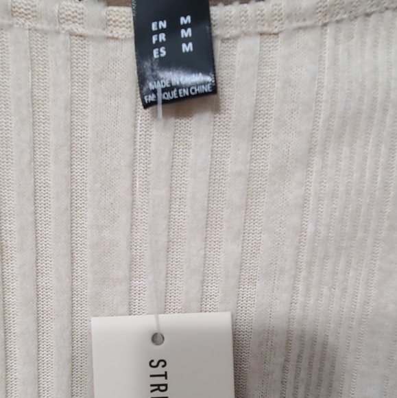 Cream Crop Top/Sweater - Picture 2 of 2